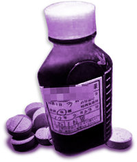 En flaske med kodeintabletter – alle opiater avhjelper midlertidig smerter, men er svært vanedannende.